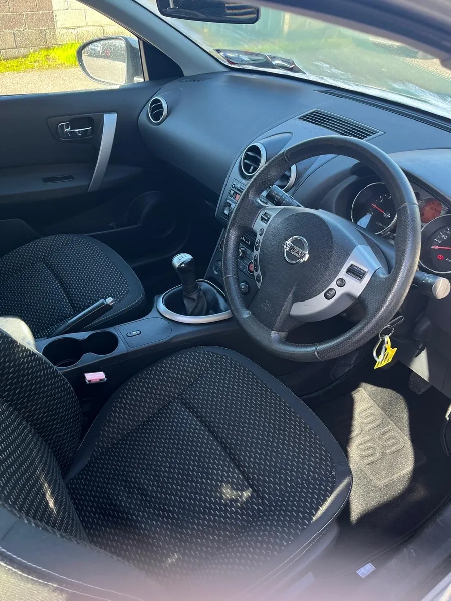 Image 4 of 14