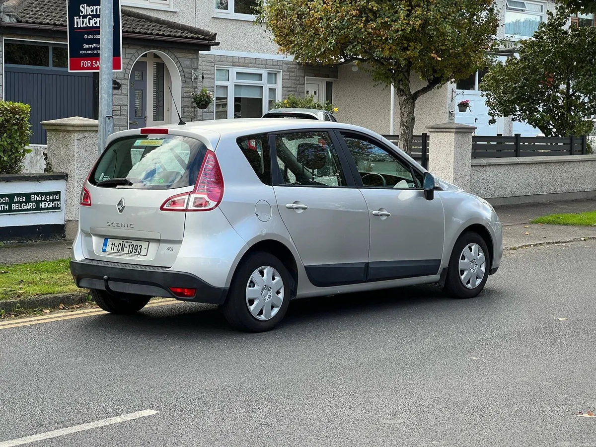 Image 2 of 9