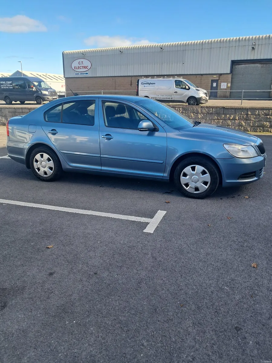 Image 2 of 8
