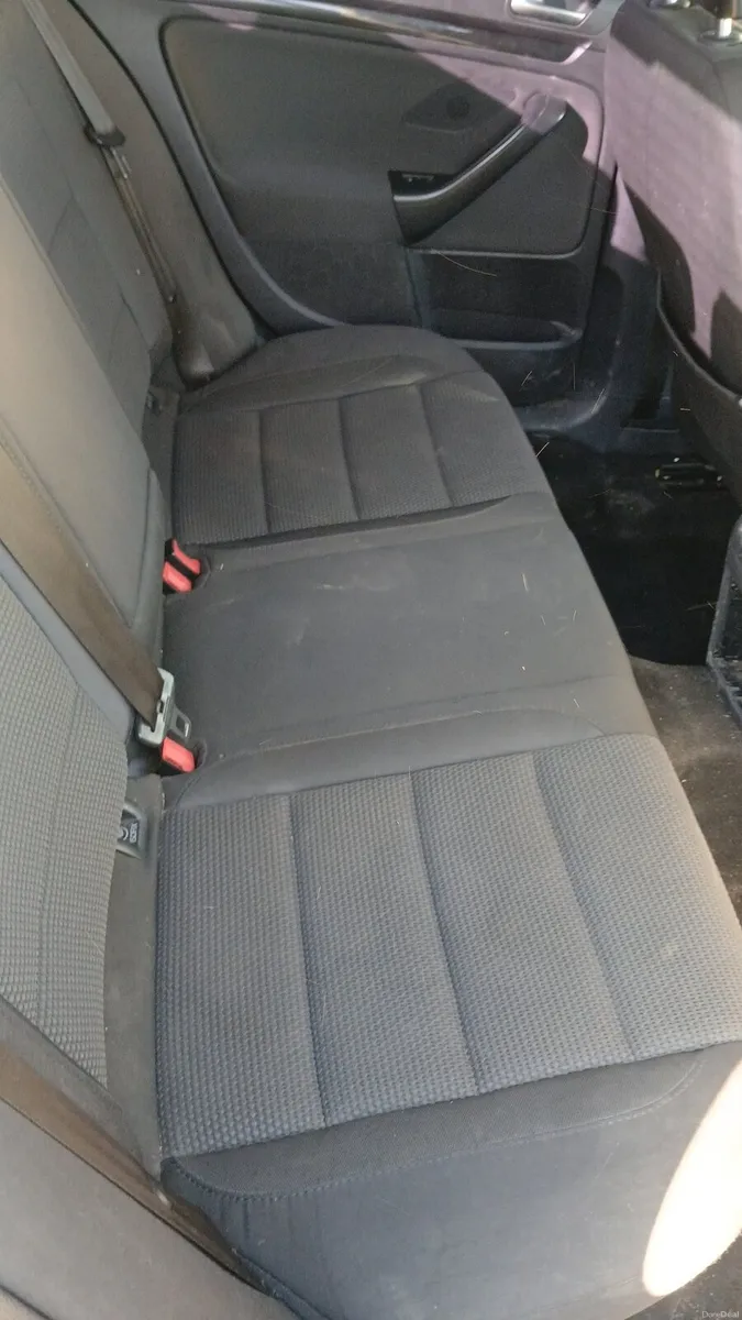 Image 4 of 7