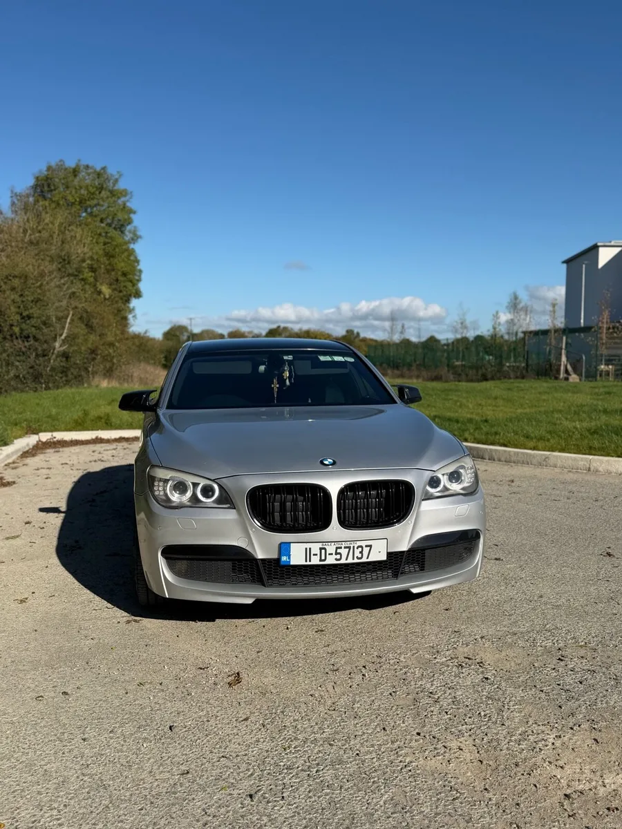 Image 2 of 10