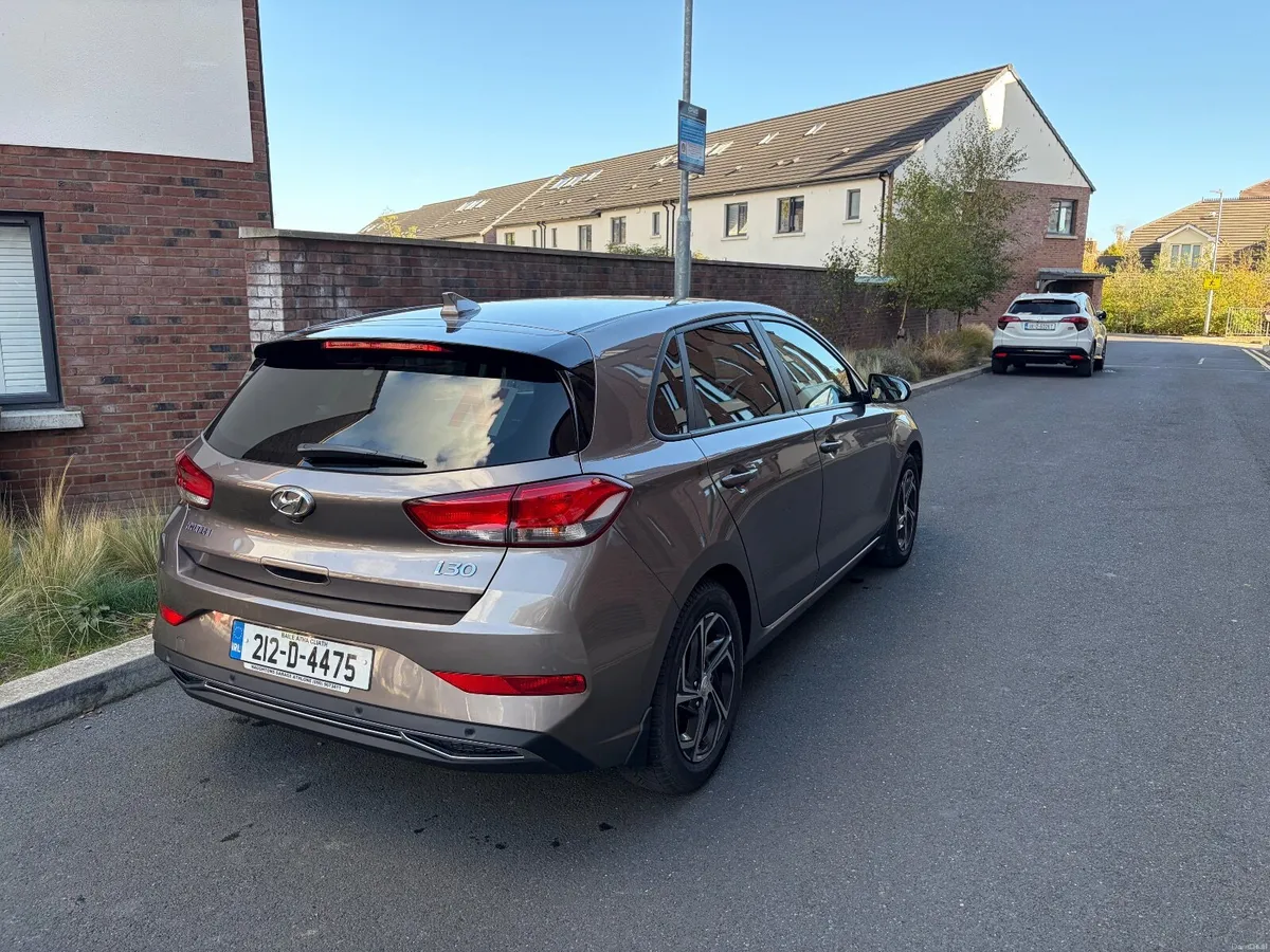Image 4 of 10