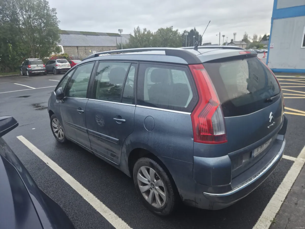 Image 4 of 5