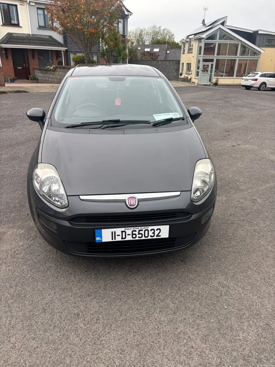 Image 1 of 7