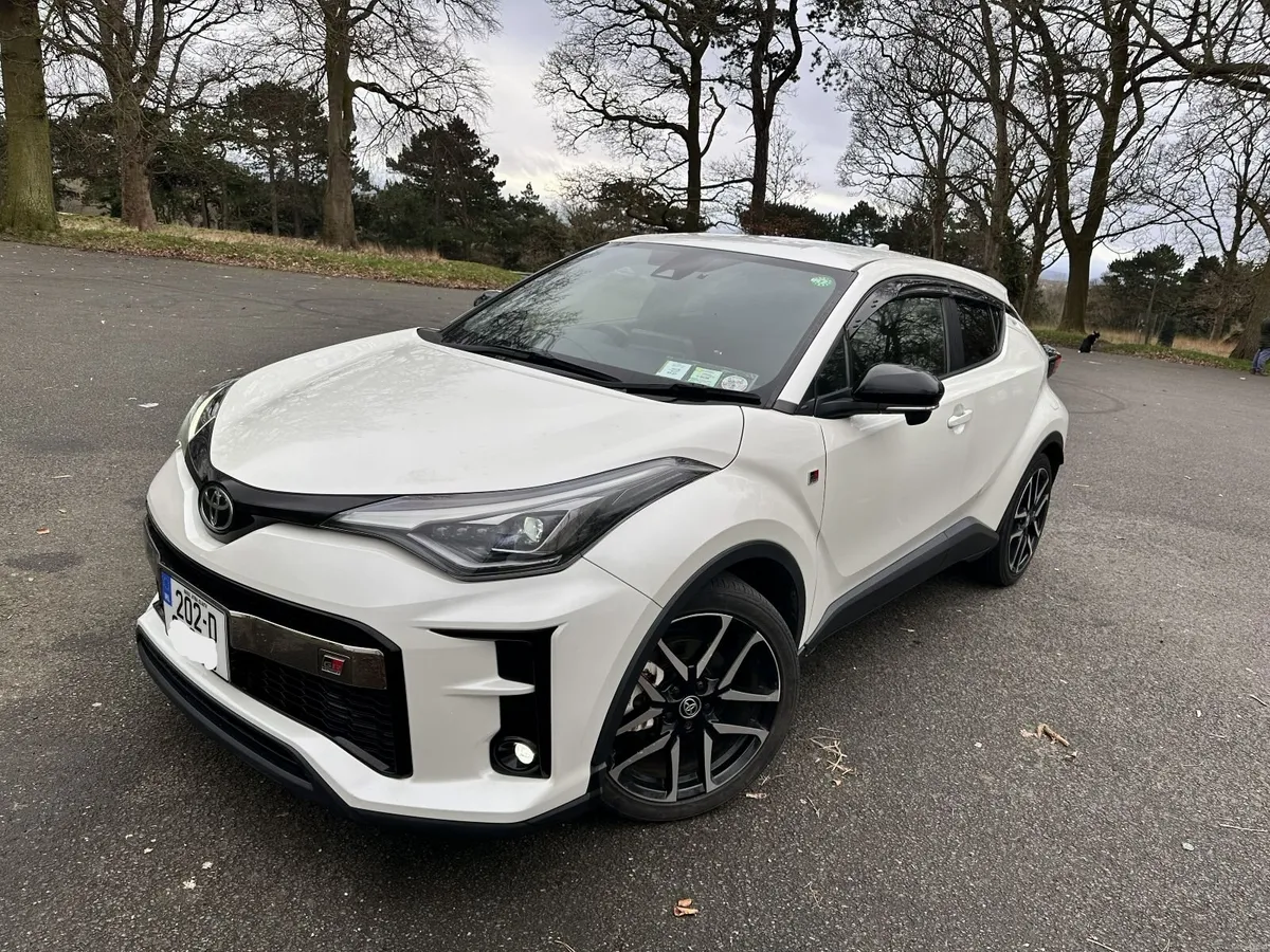 Image 2 of 16