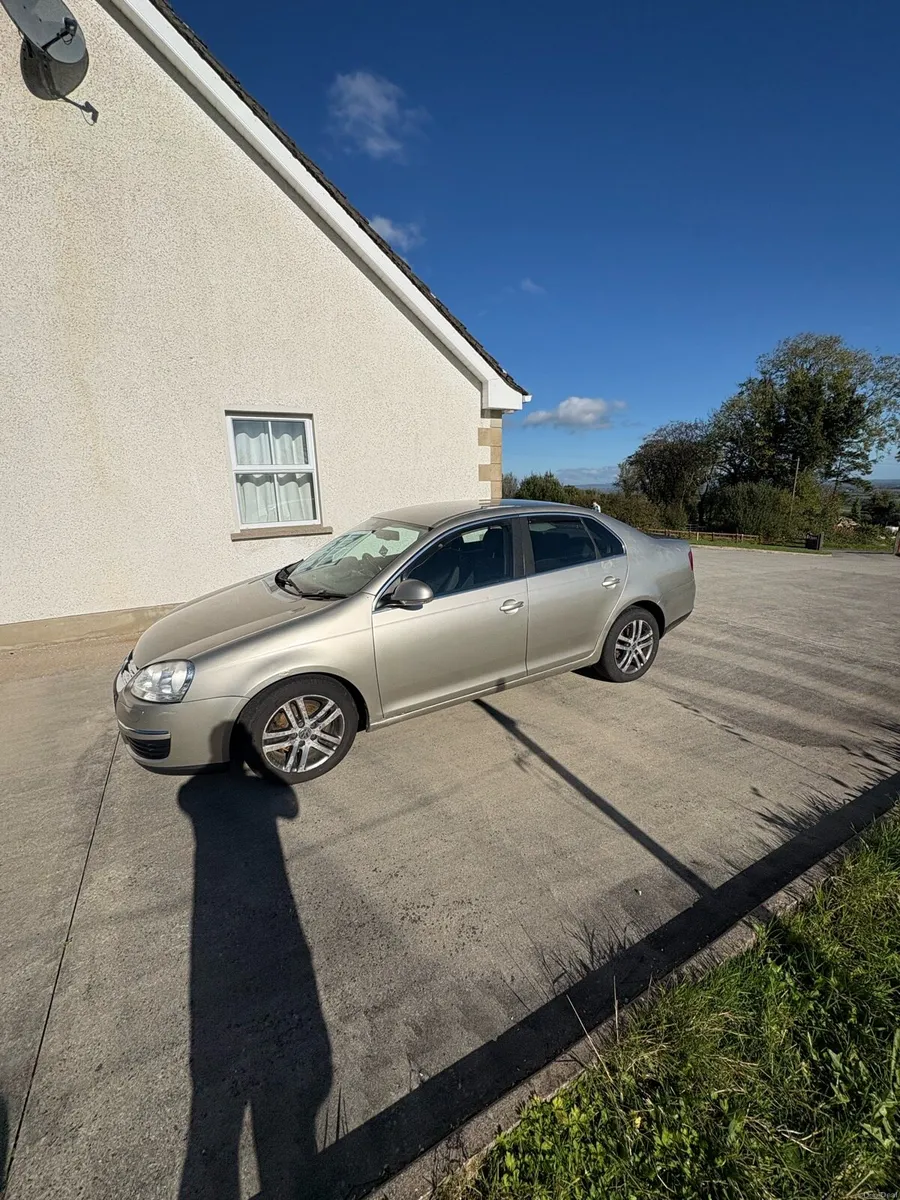 Image 2 of 10