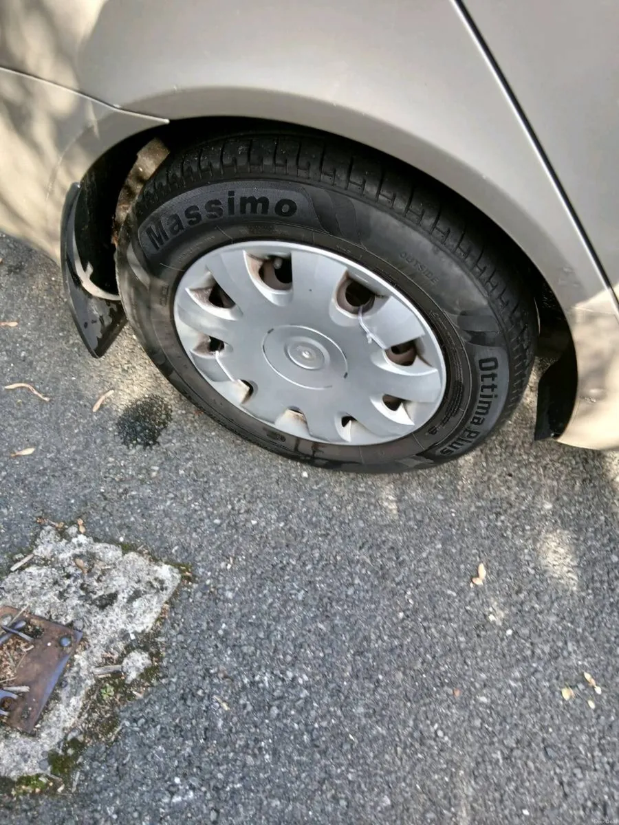 Image 4 of 10