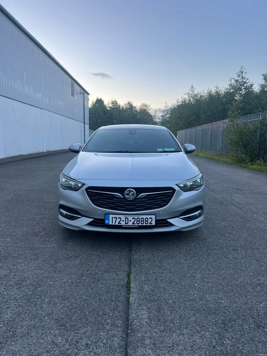 Image 2 of 10