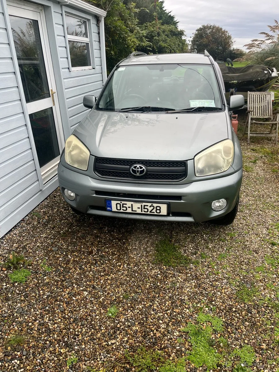 Image 2 of 10