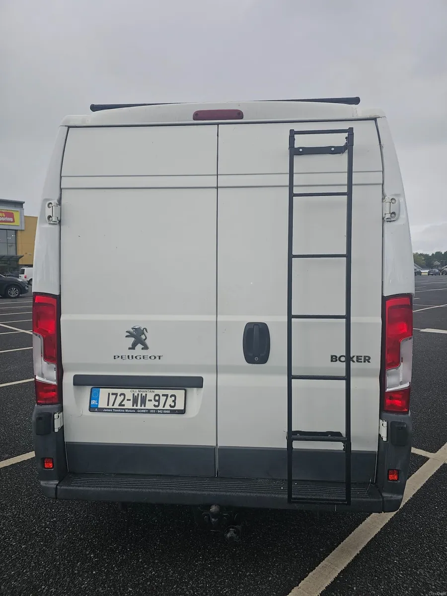 Image 5 of 6