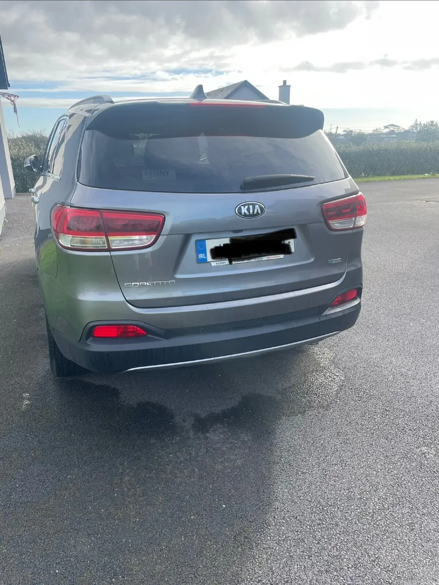 Image 2 of 10