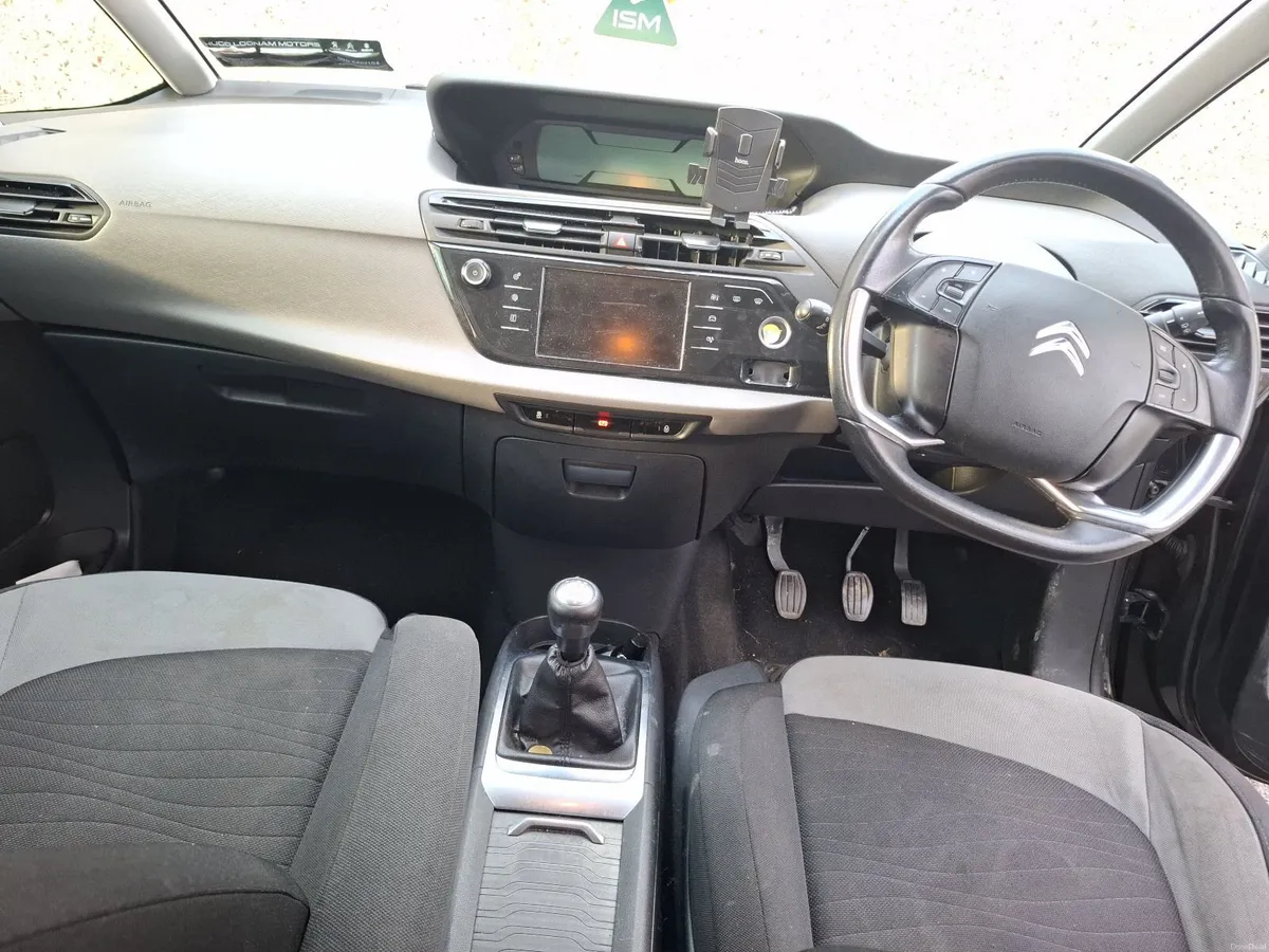 Image 4 of 6