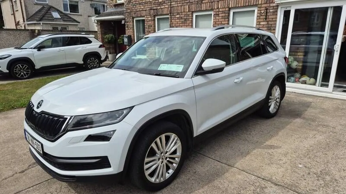 Image 2 of 8