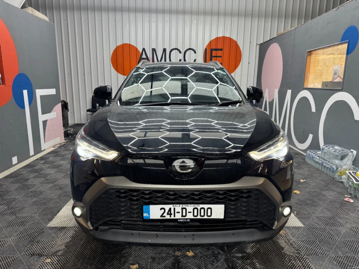 Image 2 of 18