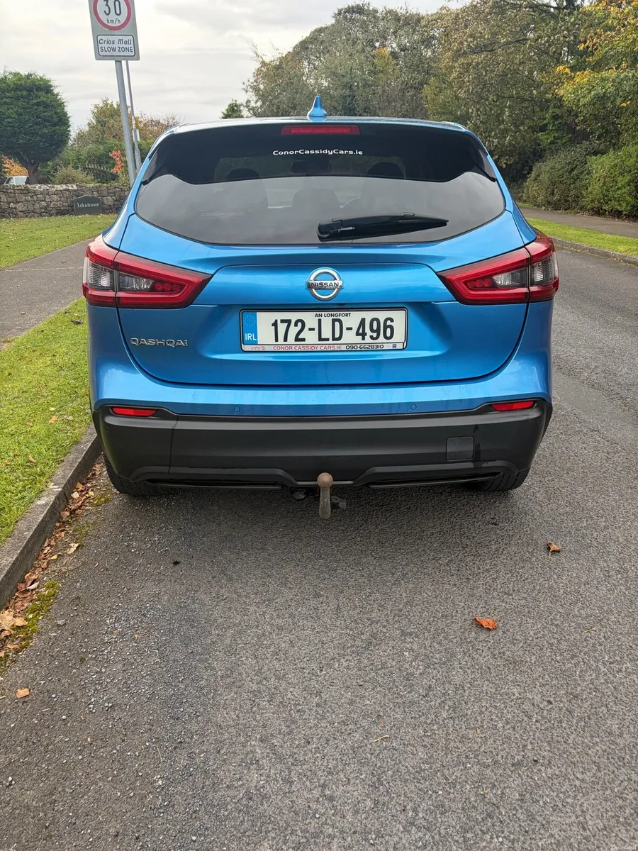 Image 4 of 9