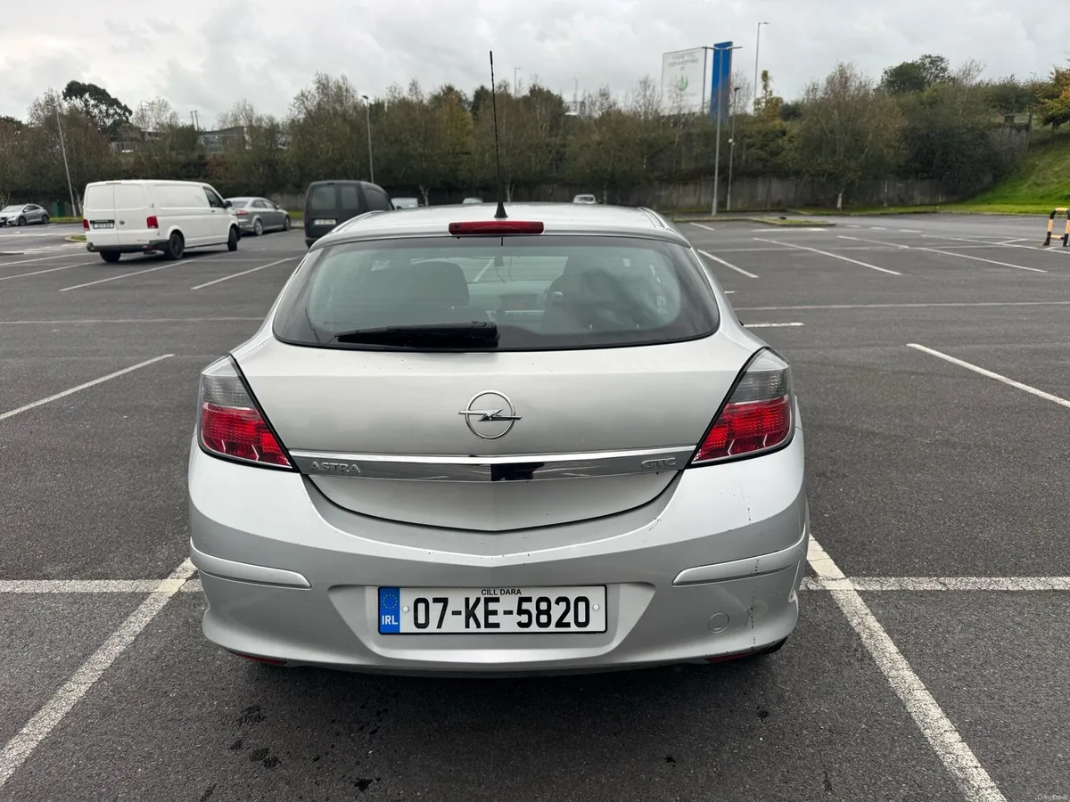 Image 4 of 14