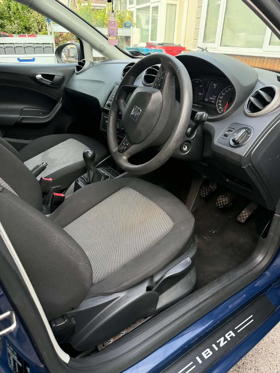Image 2 of 9