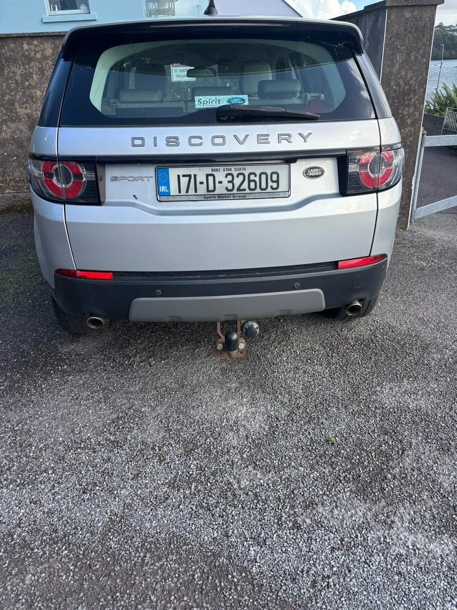 Image 2 of 7