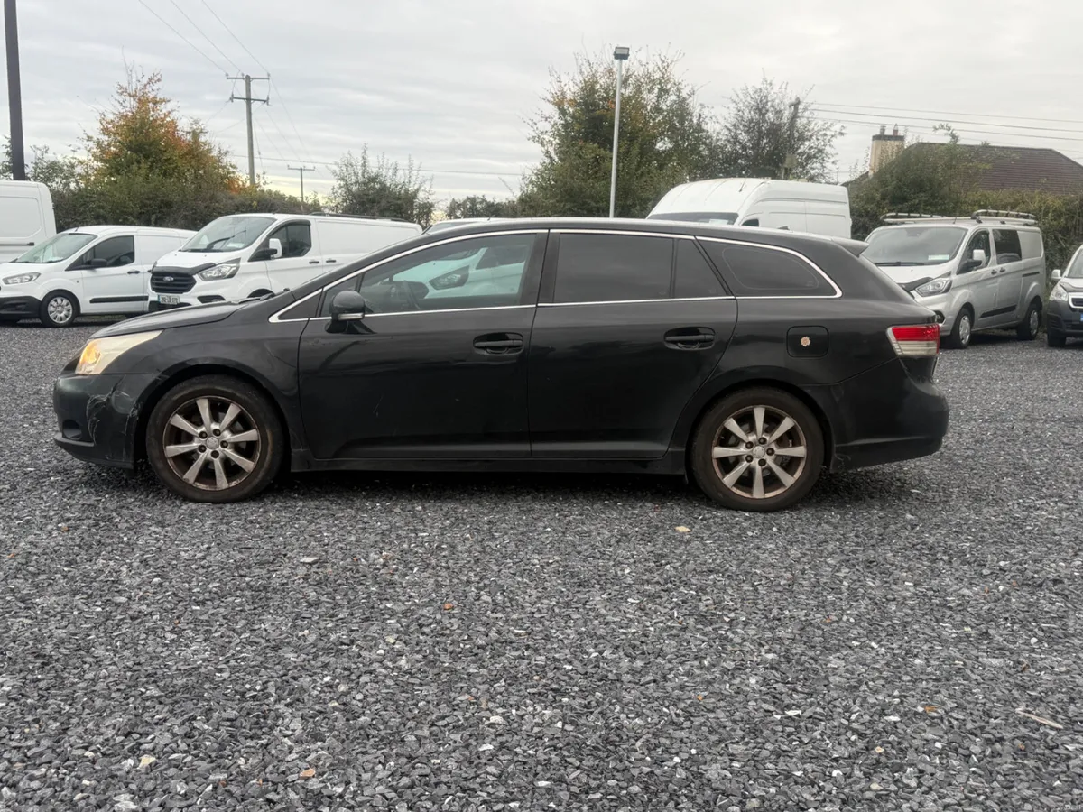 Image 4 of 18