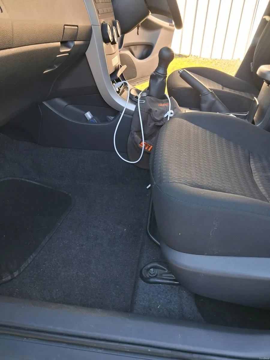 Image 4 of 10