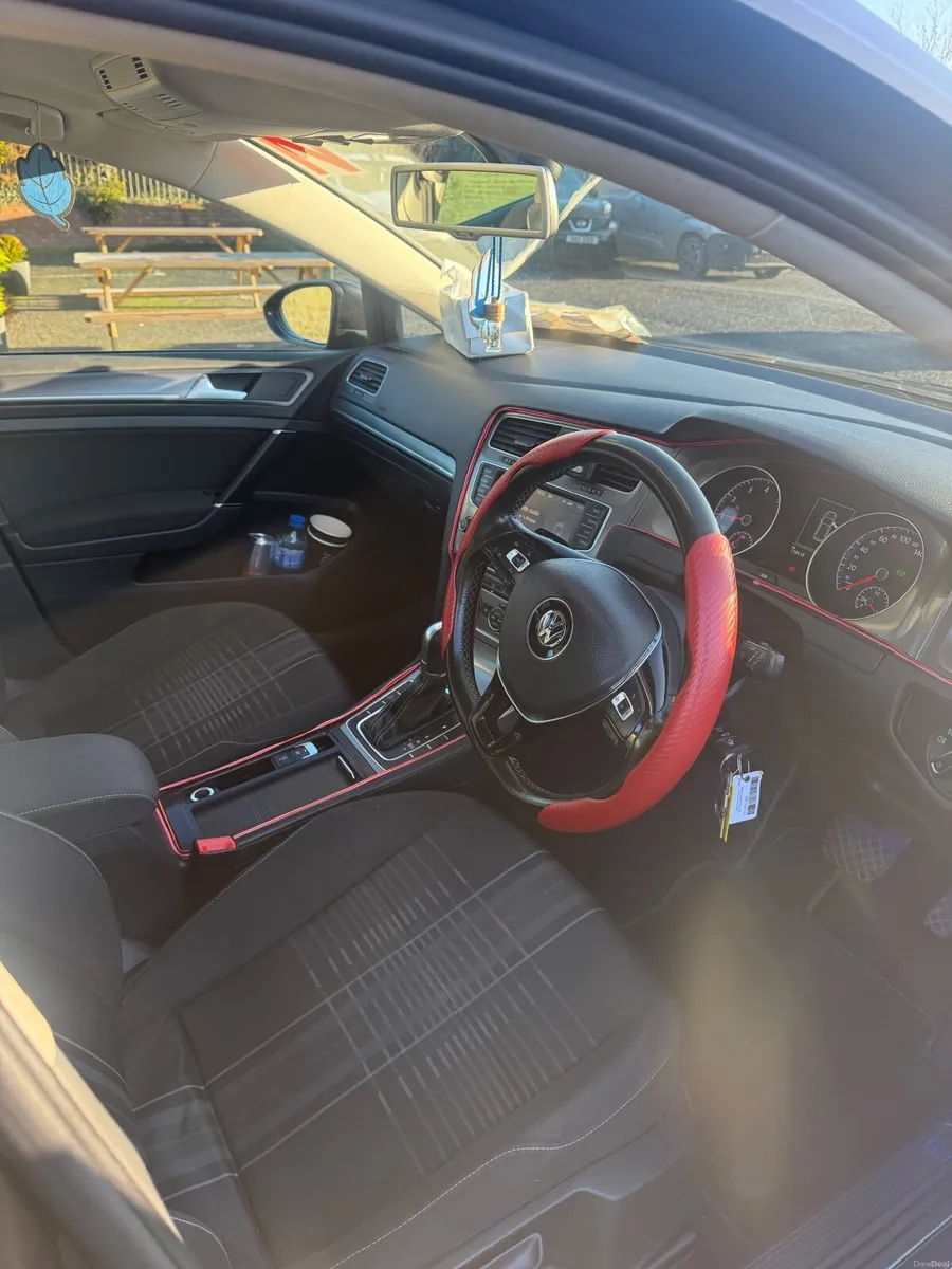 Image 2 of 10
