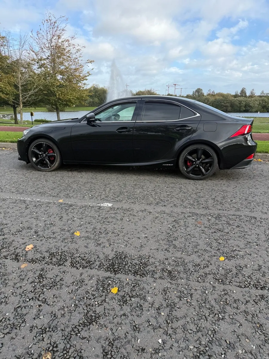 Image 2 of 9