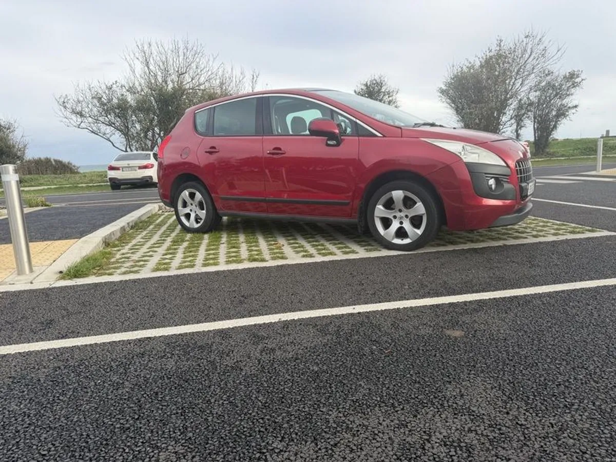 Image 2 of 10