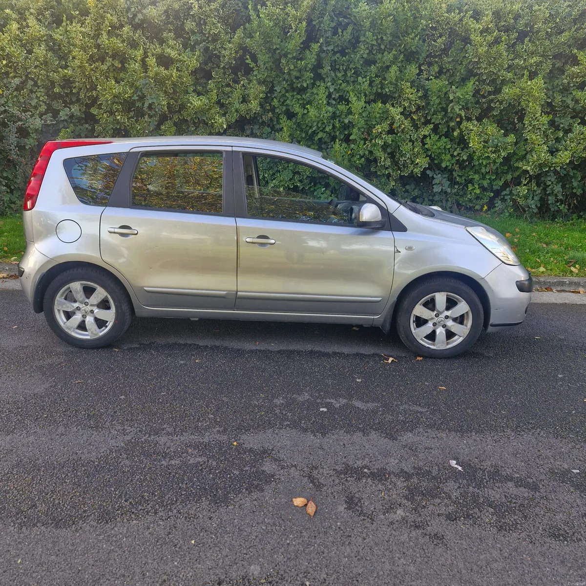 Image 2 of 10