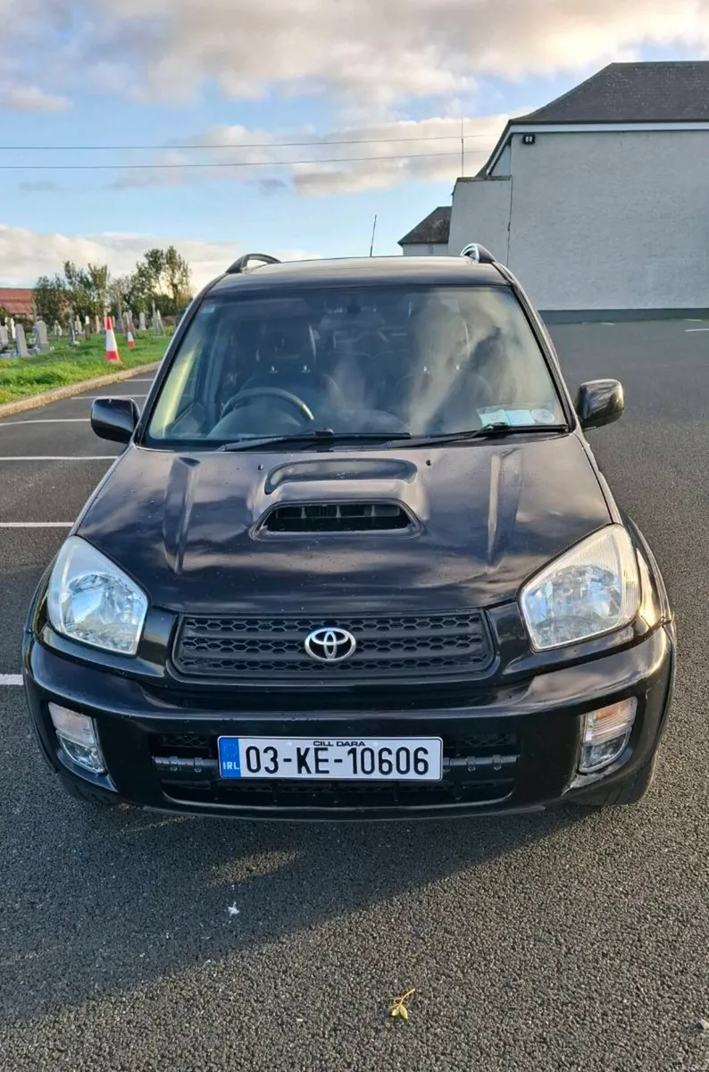 Image 2 of 10