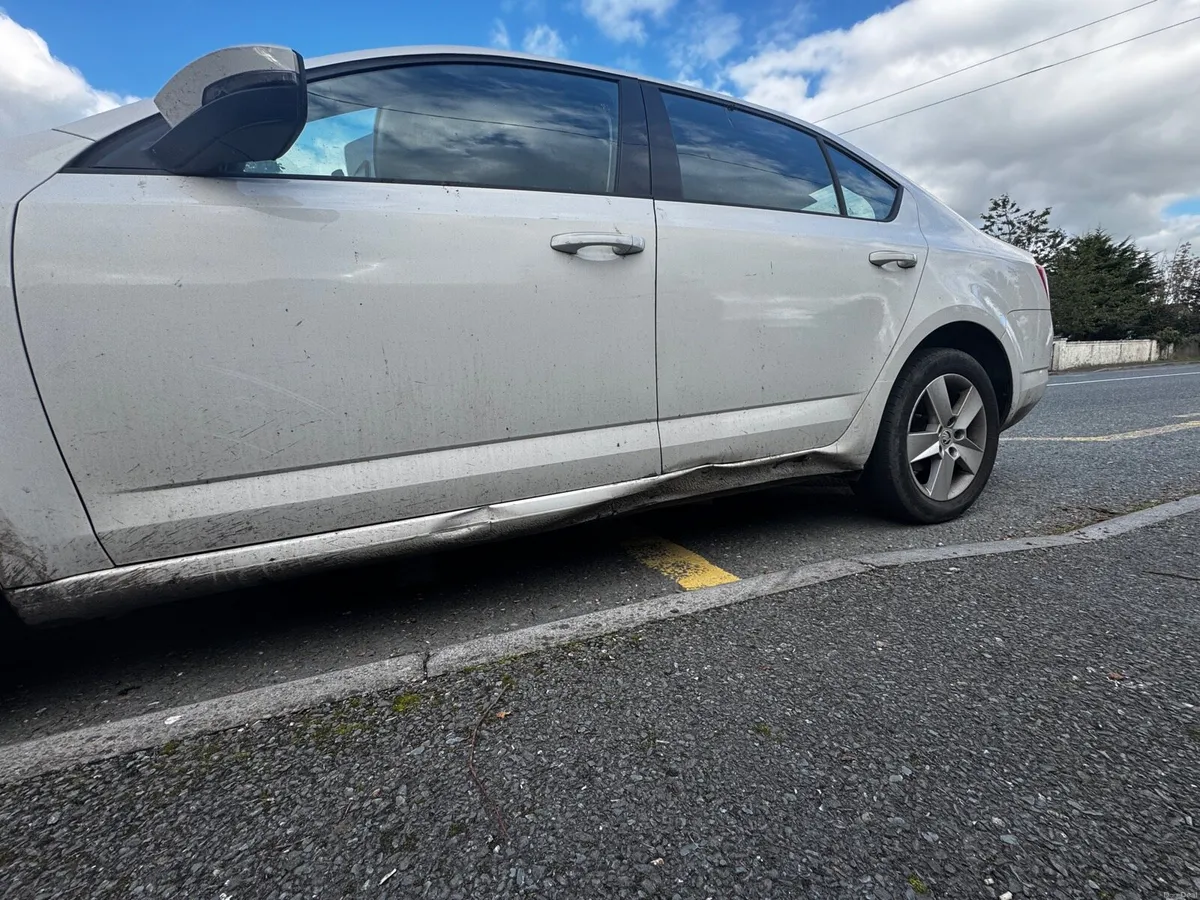 Image 3 of 10