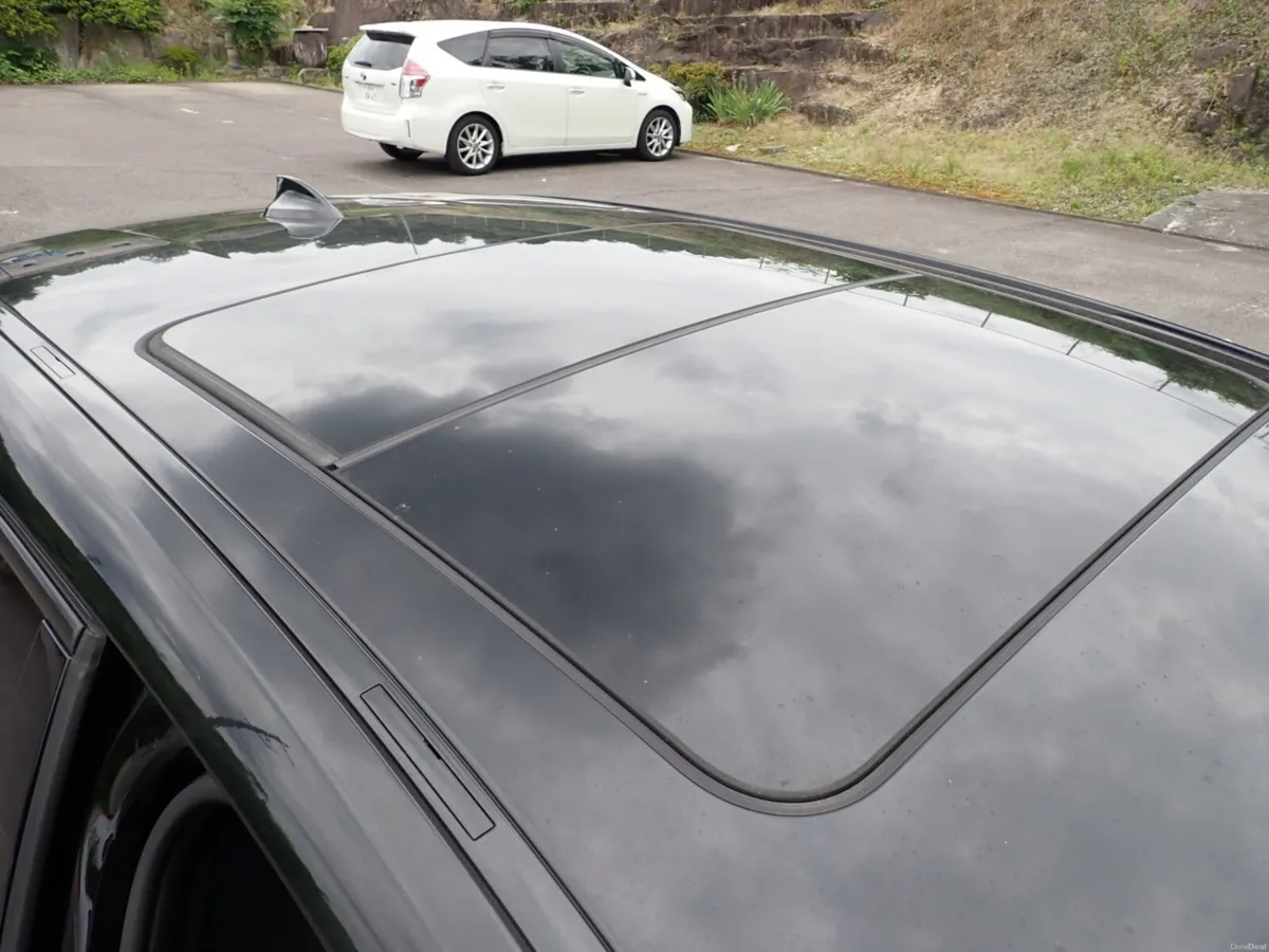 Image 3 of 4