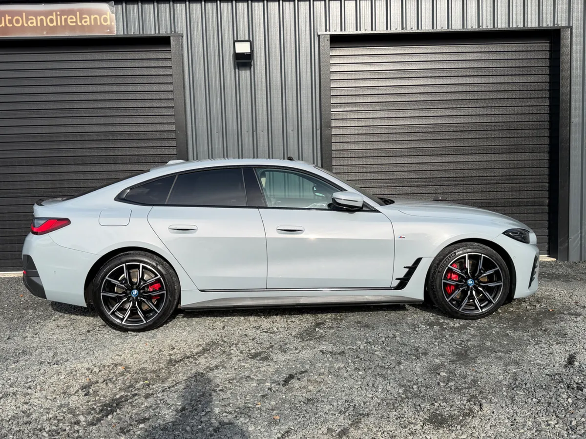 Image 3 of 19