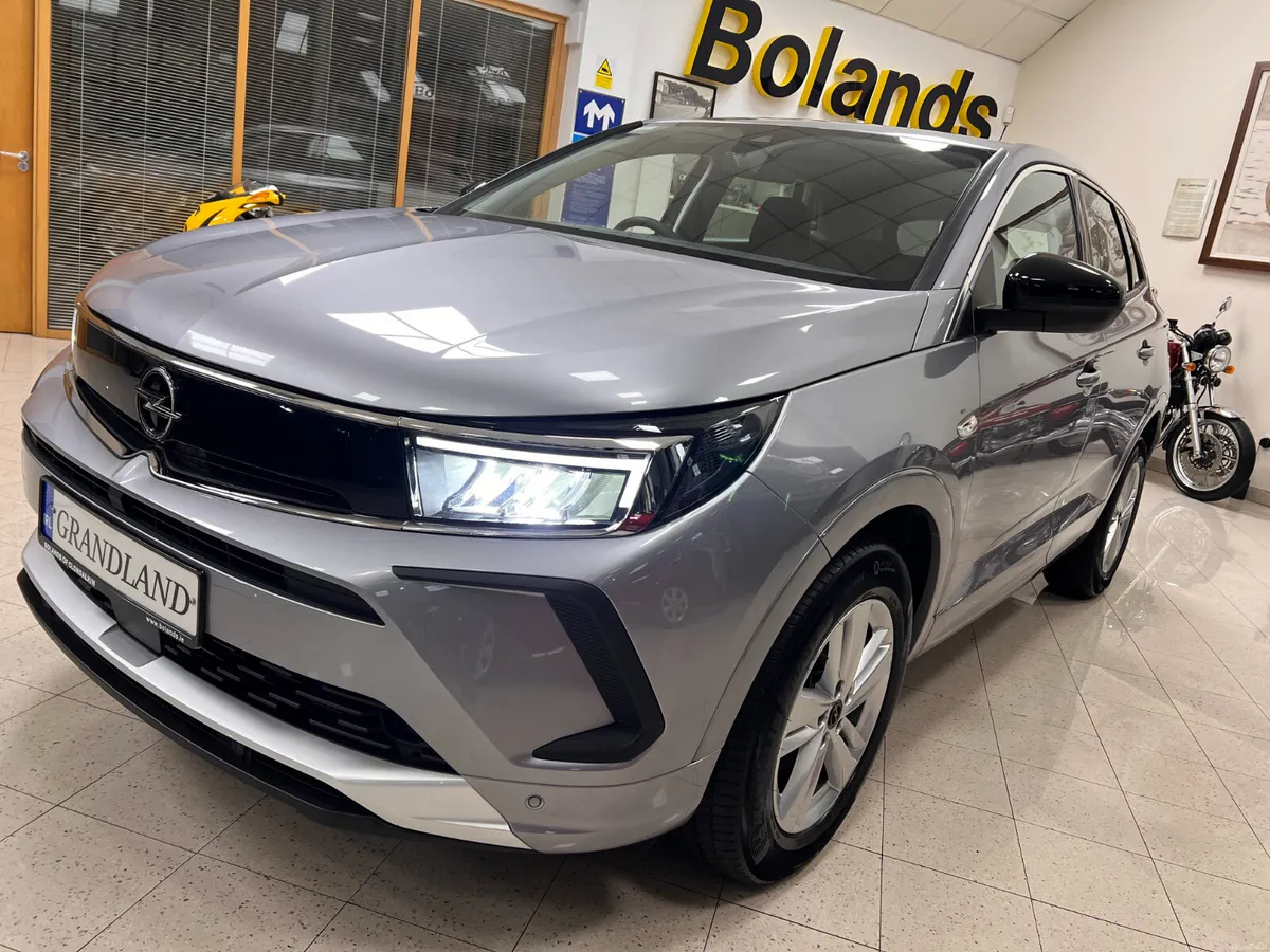 Image 2 of 20