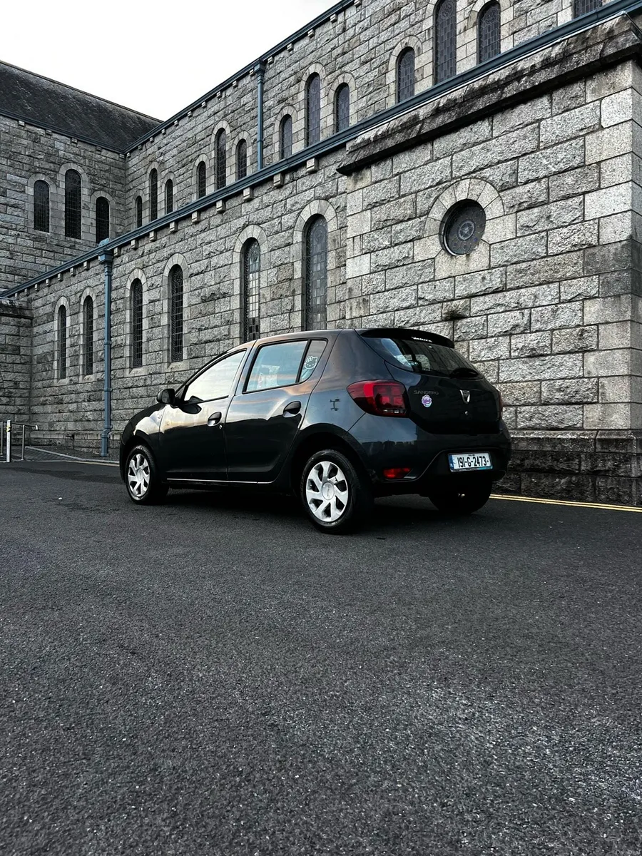 Image 2 of 10