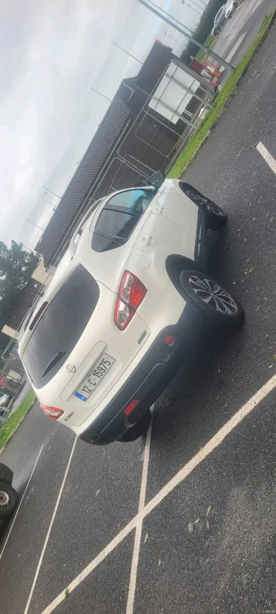 Image 2 of 9