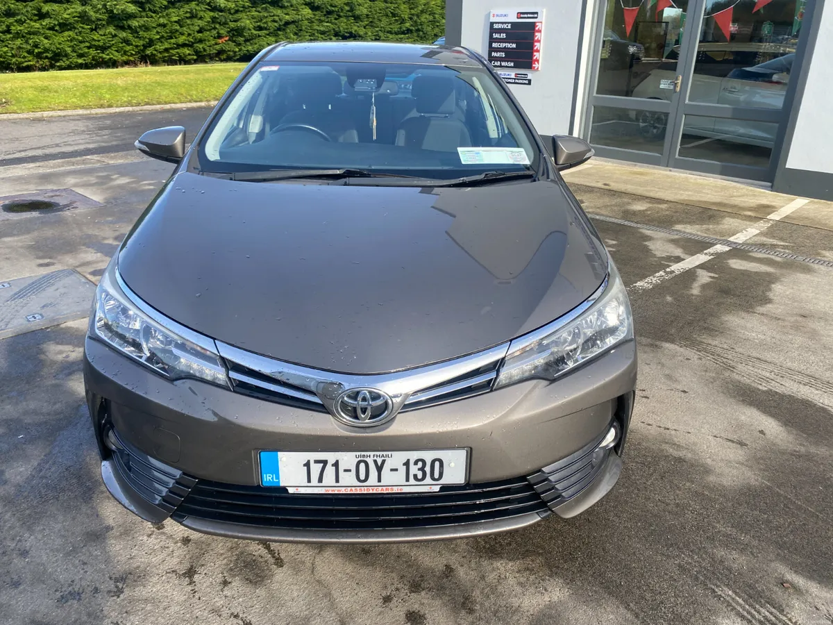 Image 2 of 11