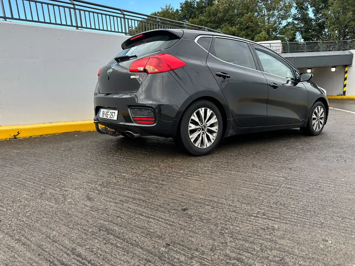Image 3 of 10