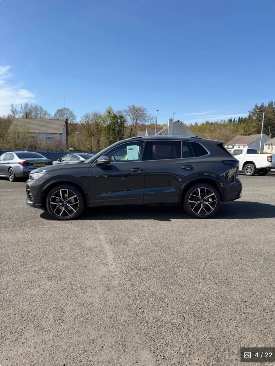 Image 4 of 14