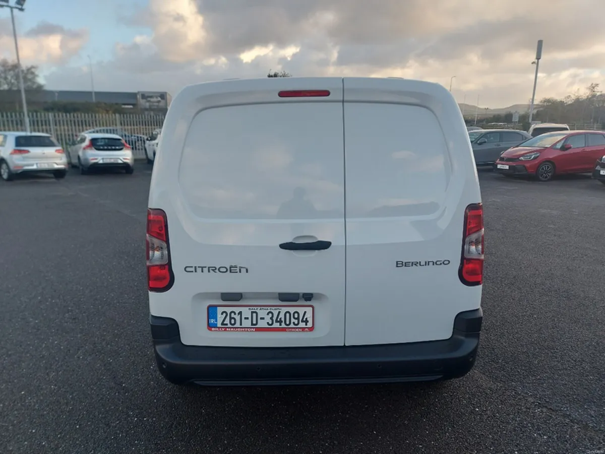 Image 4 of 19