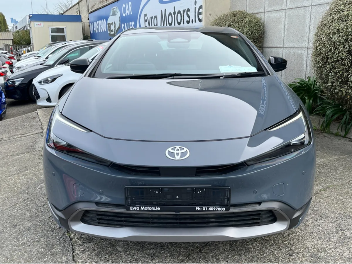Image 2 of 25