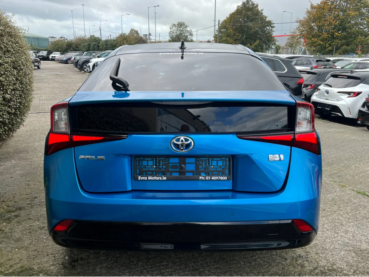 Image 6 of 25