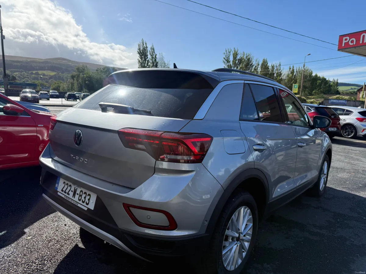 Image 6 of 19