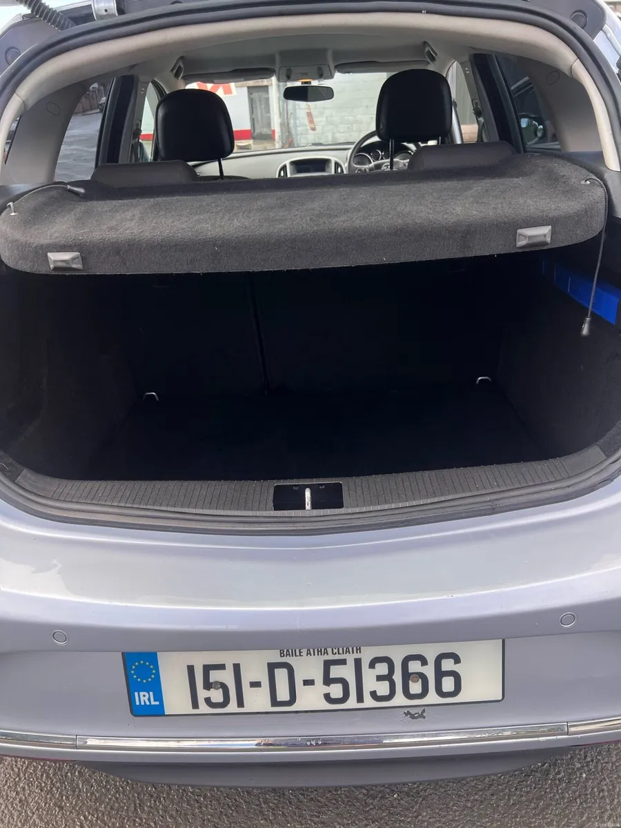 Image 4 of 10