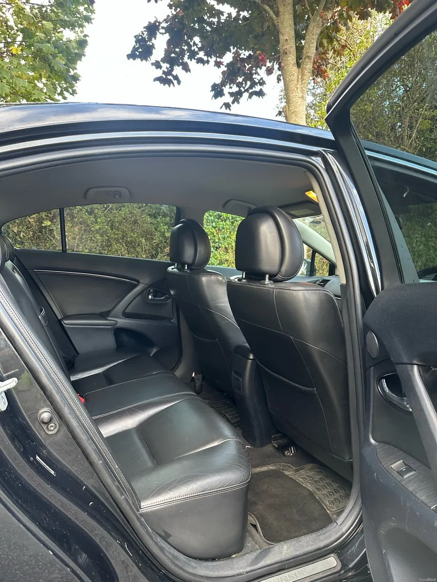 Image 4 of 10