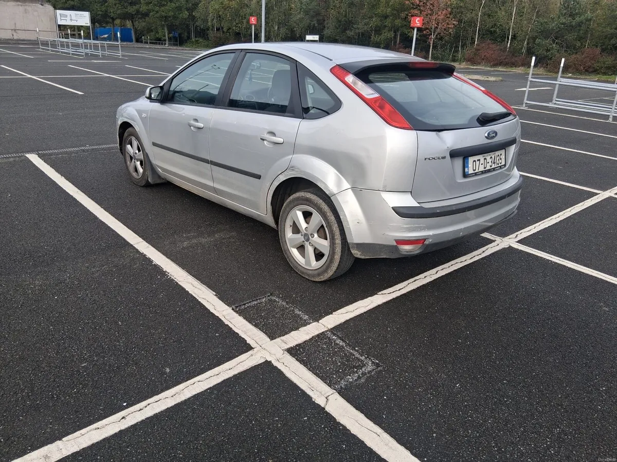 Image 4 of 6