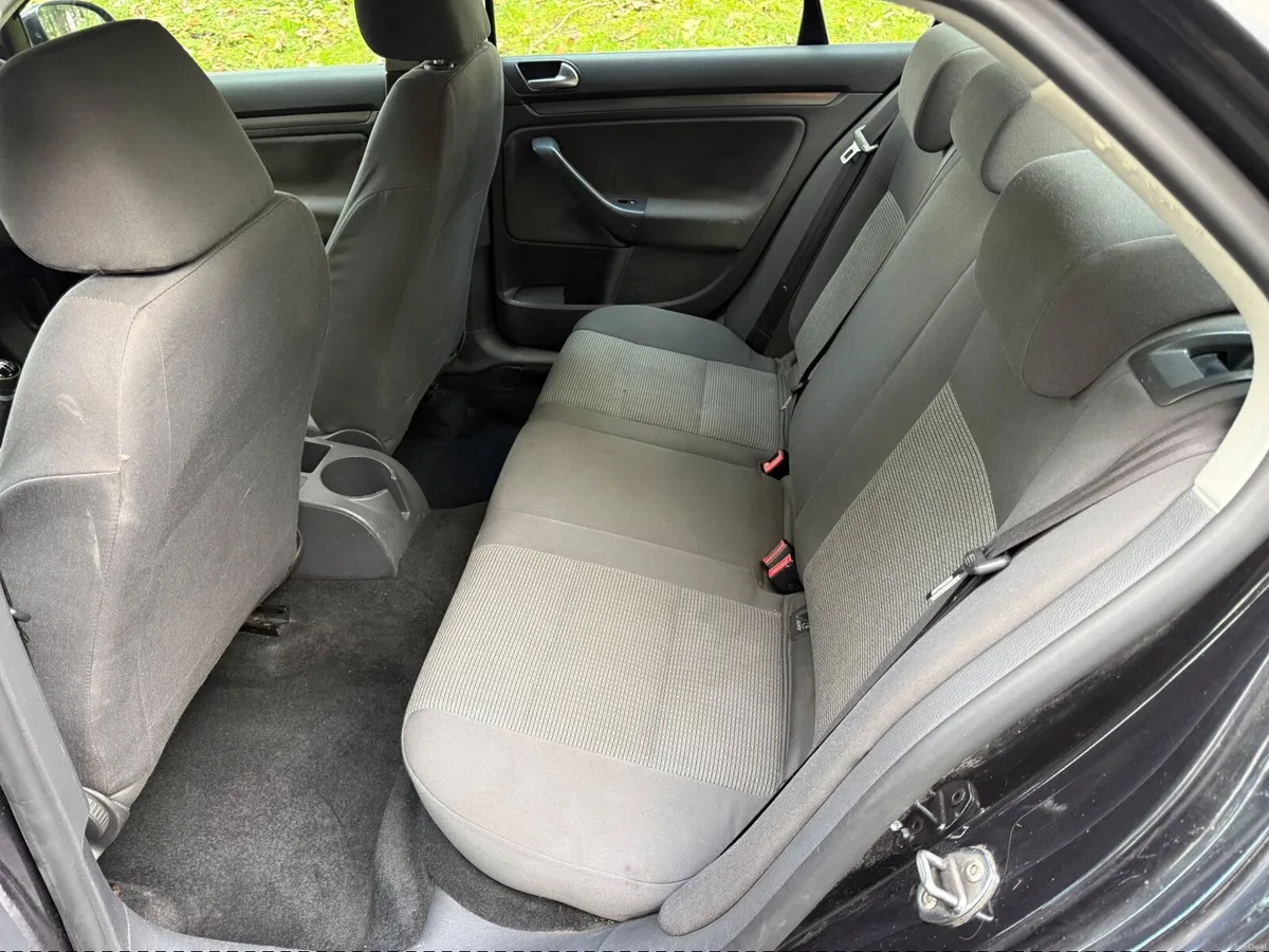 Image 4 of 11