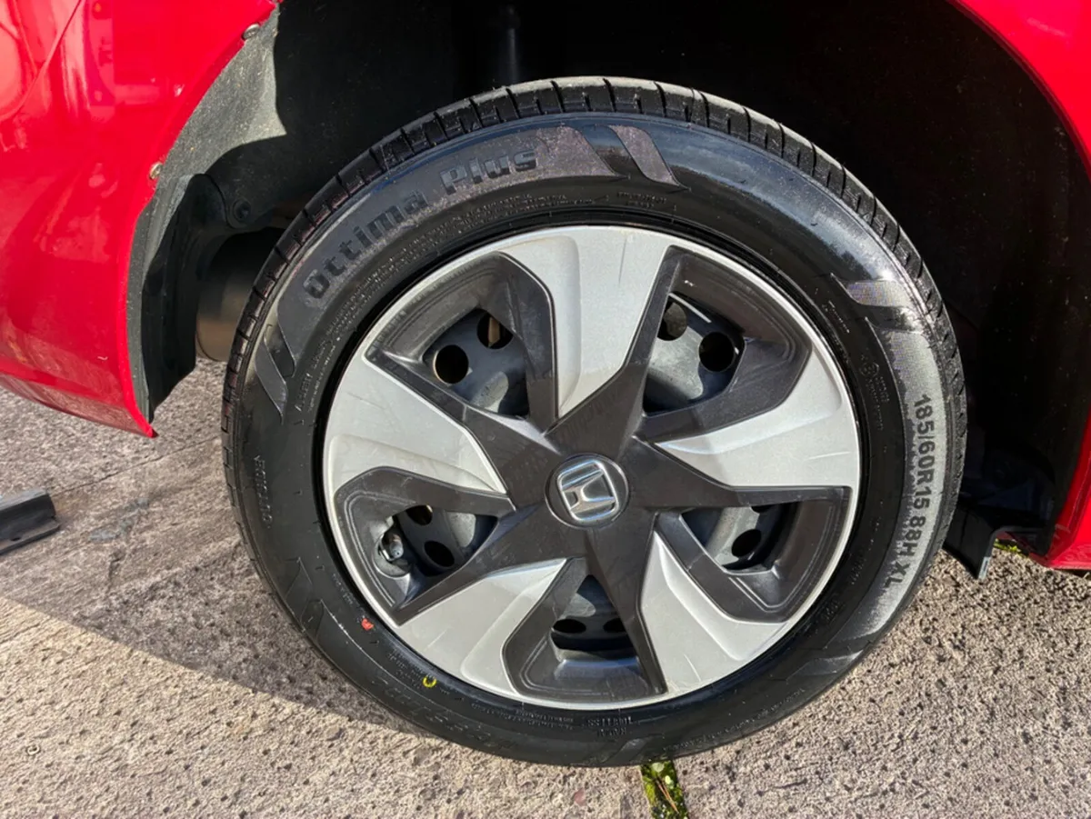 Image 3 of 23