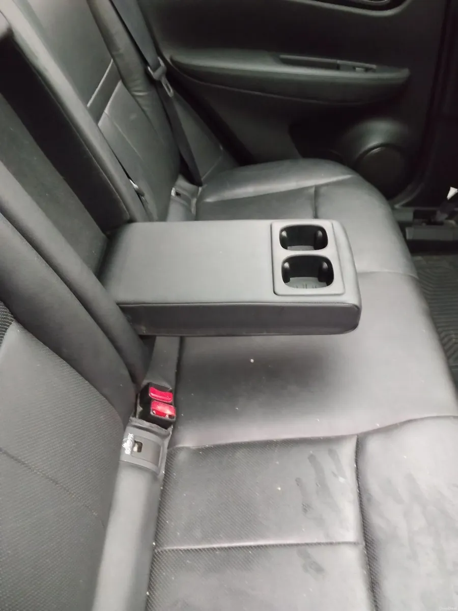Image 2 of 10