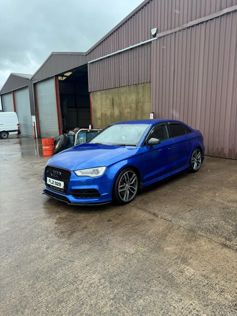 Image 2 of 11