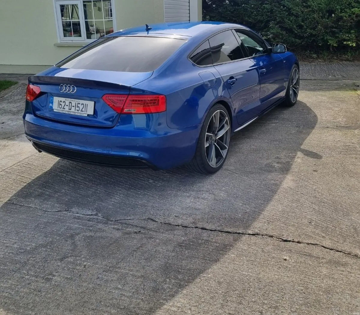 Image 3 of 6